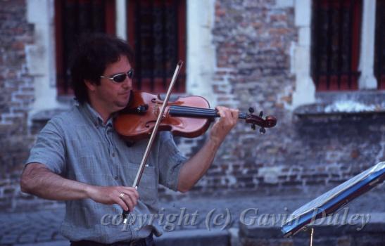 Violinist, Brugge, Belgium.jpg